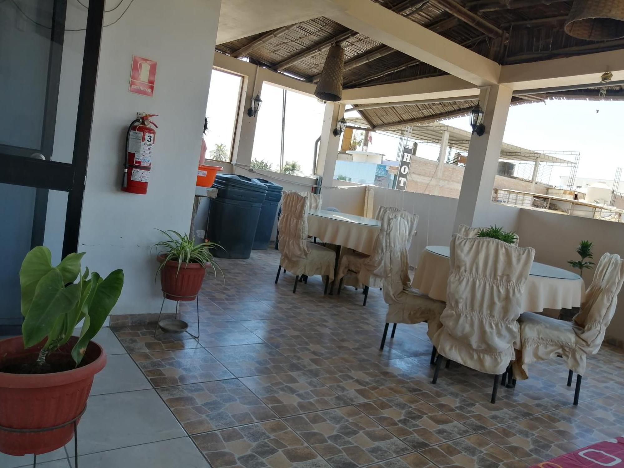 Hostal Boulevard Nazca Exterior photo
